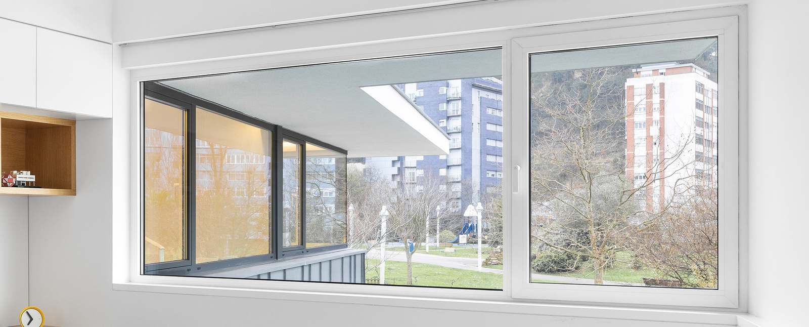 Finestre e porte a battente - finestre in alluminio e PVC Cortizo