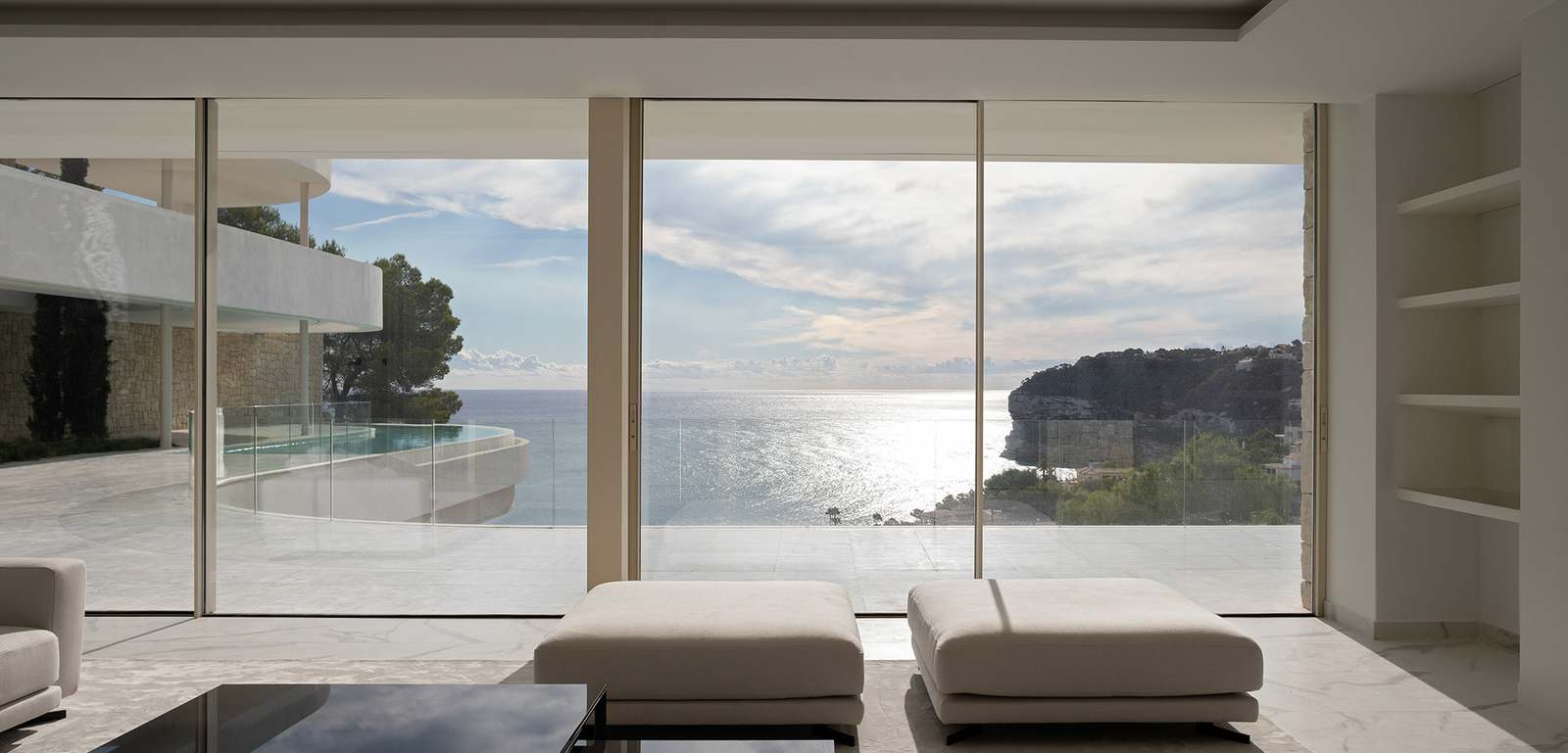 Casa CTZ2 - finestre in alluminio e PVC Cortizo