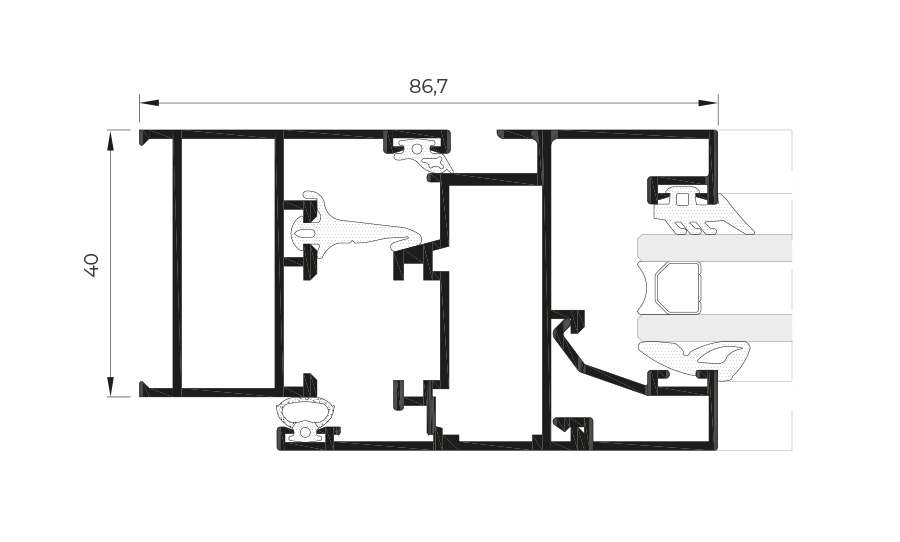 COR 2300 in edificio residenziale - finestre in alluminio e PVC Cortizo
