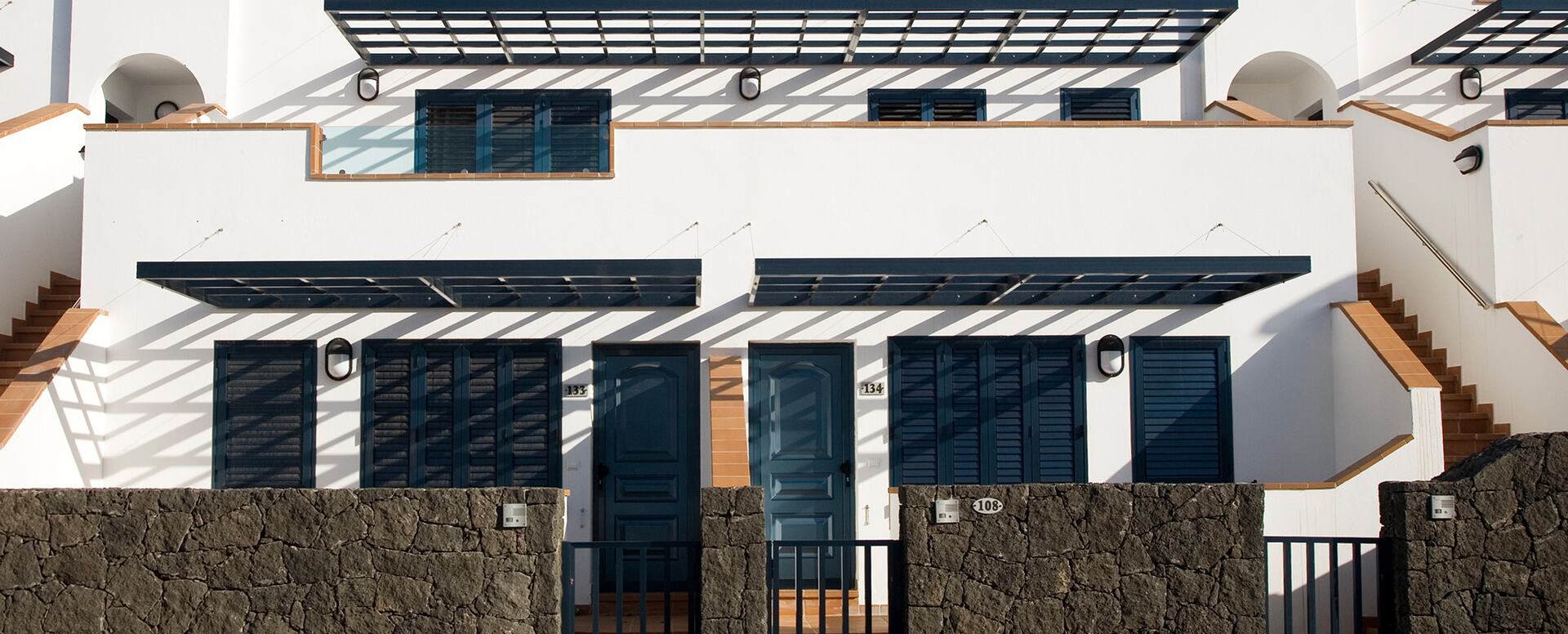 Mallorquina - finestre in alluminio e PVC Cortizo