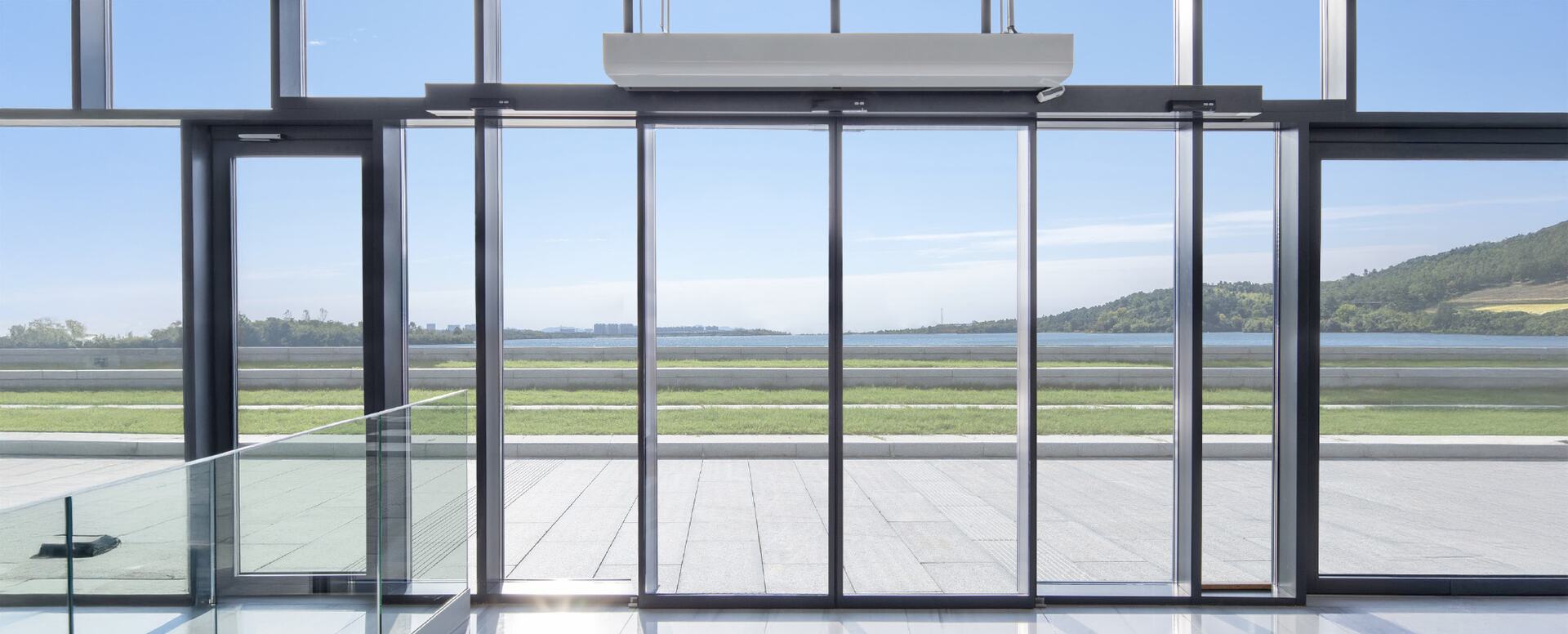 Porta Scorrevole Automatica - finestre in alluminio e PVC Cortizo