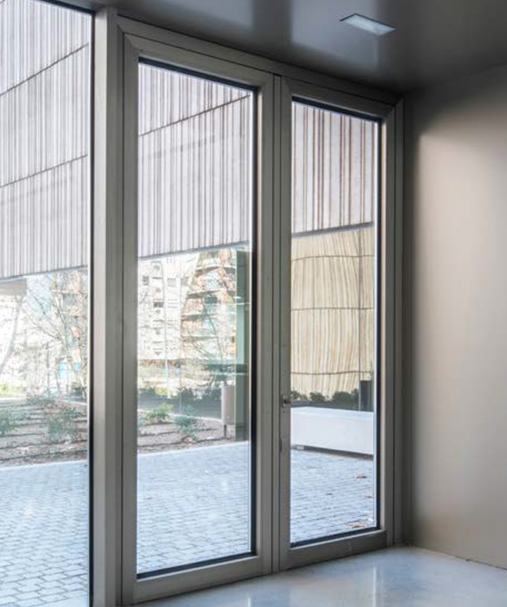 Porta Millennium Plus 70 - finestre in alluminio e PVC Cortizo