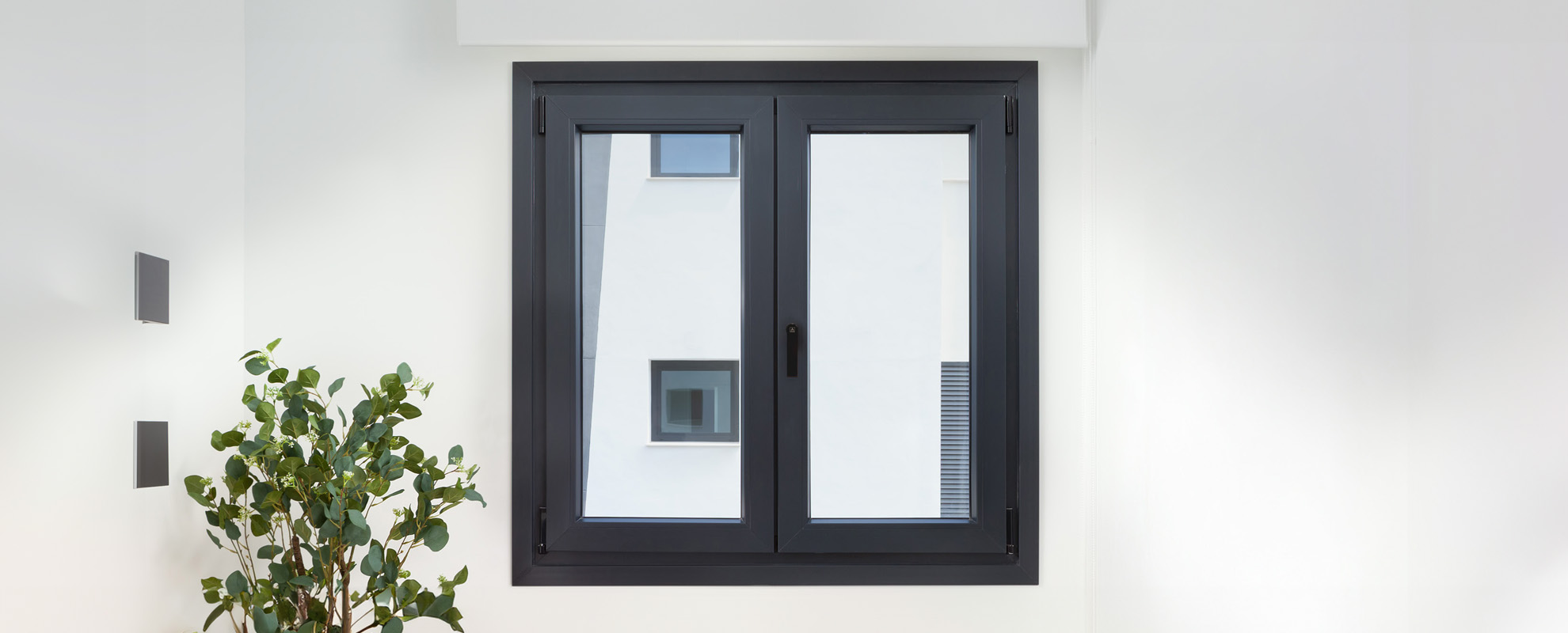 A 84 Passivhaus 1.0 - finestre in alluminio e PVC Cortizo