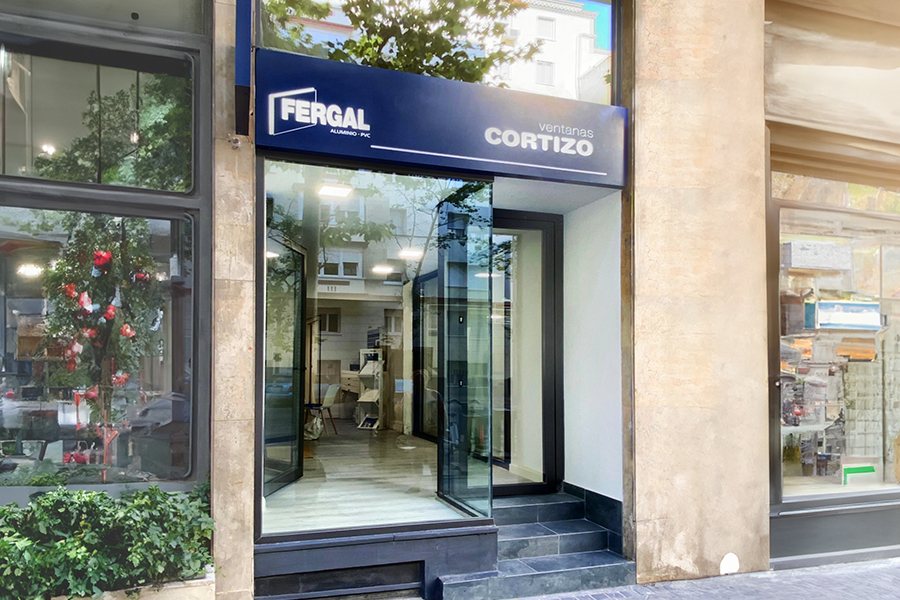 Fergal Centro - finestre in alluminio e PVC Cortizo