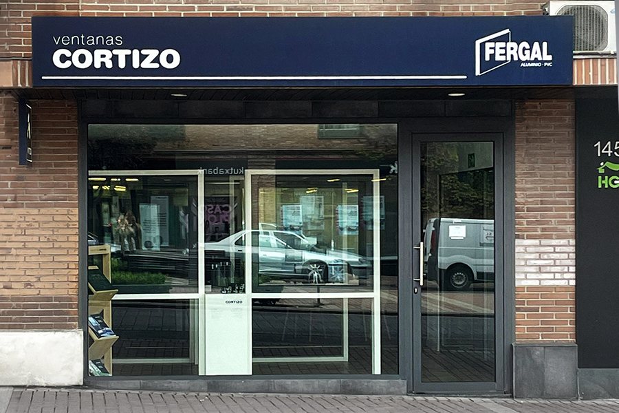 Fergal Villaviciosa - finestre in alluminio e PVC Cortizo