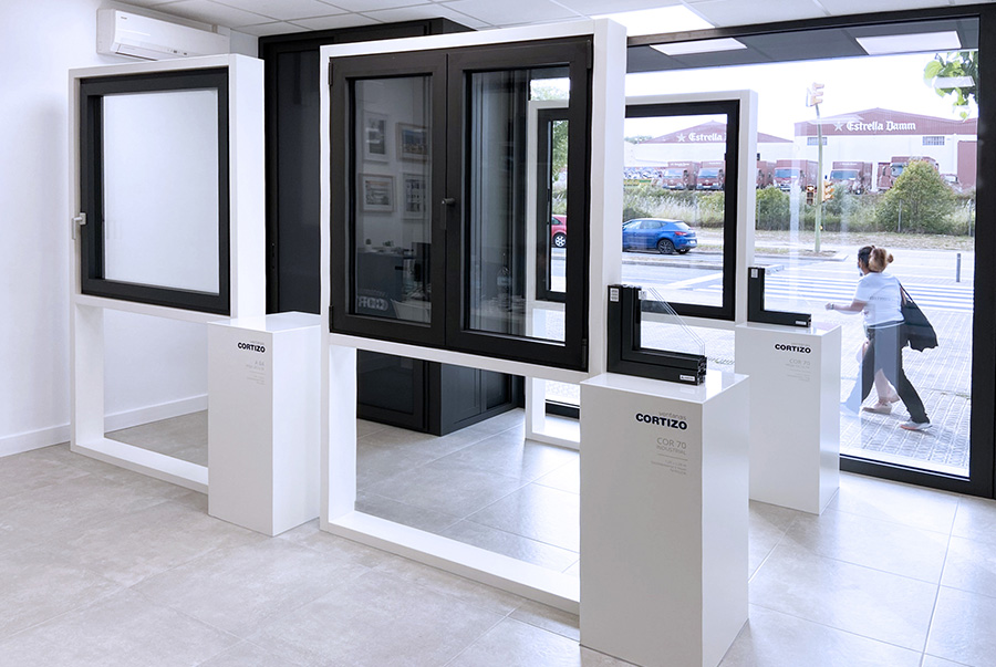Showroom Finestec - finestre in alluminio e PVC Cortizo