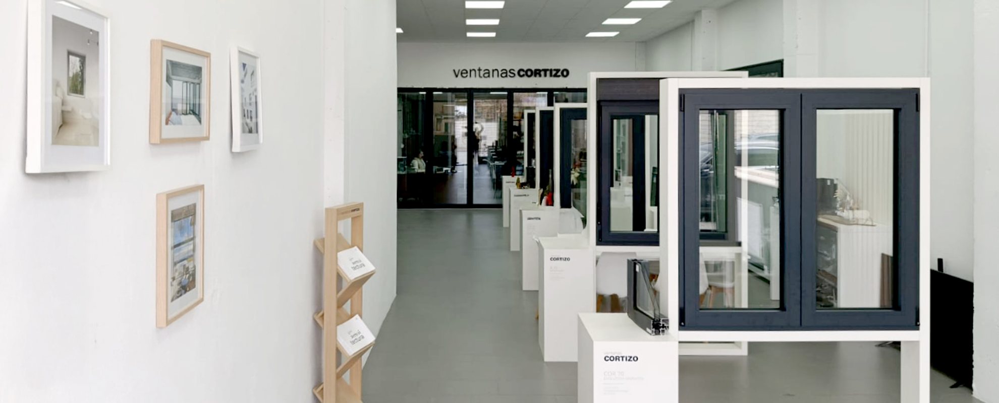 Exposición Finestre Cortizo en Grupo Fyr - finestre in alluminio e PVC Cortizo
