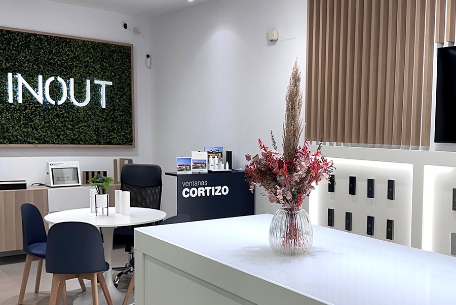 Inout - finestre in alluminio e PVC Cortizo