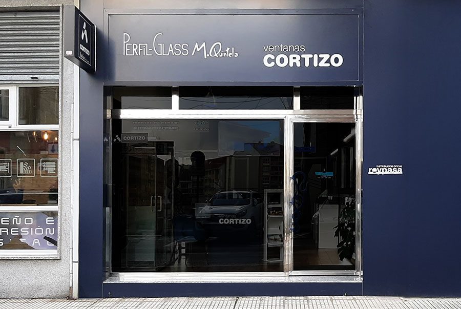 Perfil Glass - finestre in alluminio e PVC Cortizo