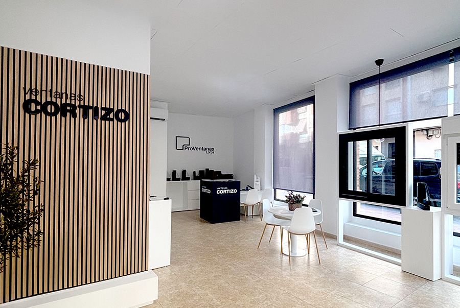Showroom ProVentanas Lorca - finestre in alluminio e PVC Cortizo