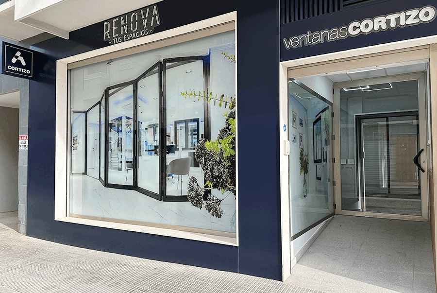 Fachada Renova tus espacios - finestre in alluminio e PVC Cortizo