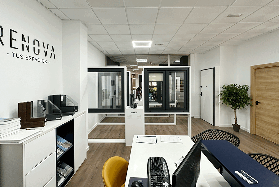 Sala de atención Renova tus espacios - finestre in alluminio e PVC Cortizo