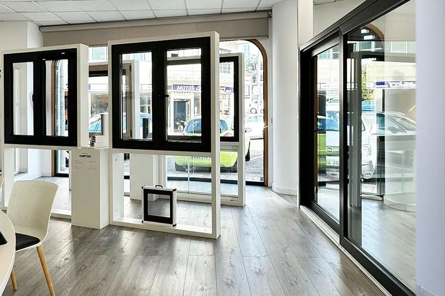 Somos la Ventana Nigrán - imagen 1 - finestre in alluminio e PVC Cortizo