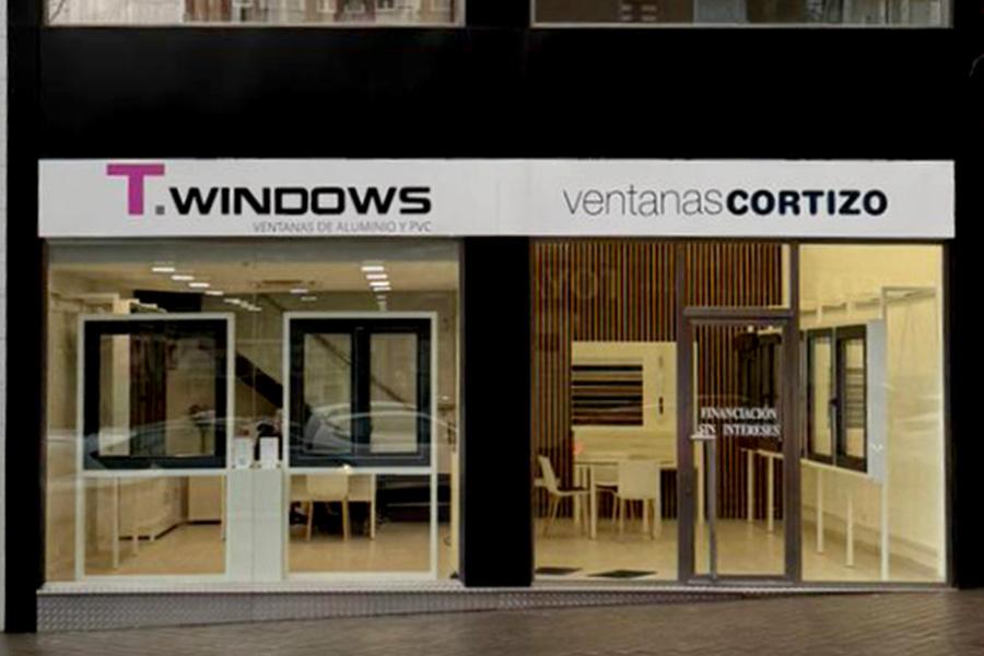 Showroom T Windows - finestre in alluminio e PVC Cortizo