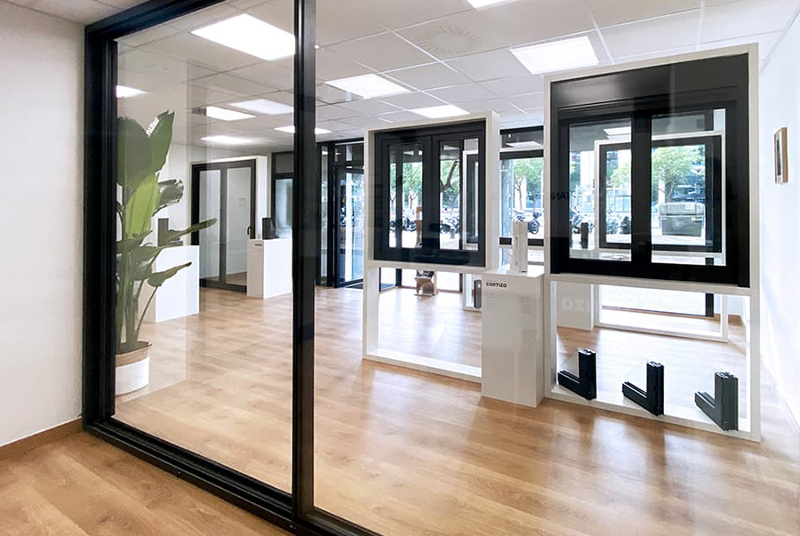 Tancaments CS - imagen 2 - finestre in alluminio e PVC Cortizo
