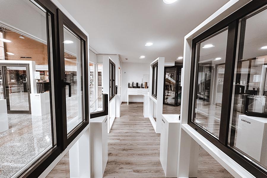 Tecnycom Boadilla - imagen 2 - finestre in alluminio e PVC Cortizo