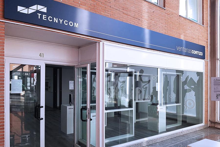 Tecnycom Boadilla - finestre in alluminio e PVC Cortizo