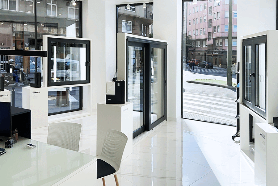 Sala de atención Xacor La Ventana - finestre in alluminio e PVC Cortizo